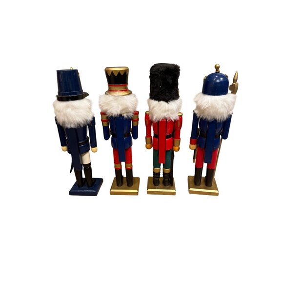 Set Of 4 Decorative Wooden Nutcrackers With Hats & Beards - Picture 2 of 8